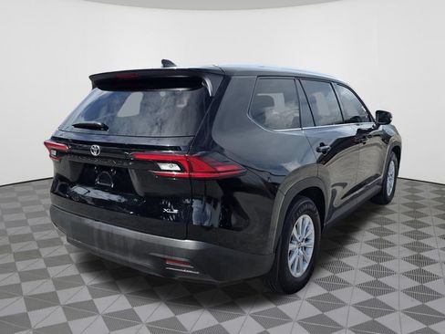 Used 2026 Toyota Grand Highlander FWD image 9