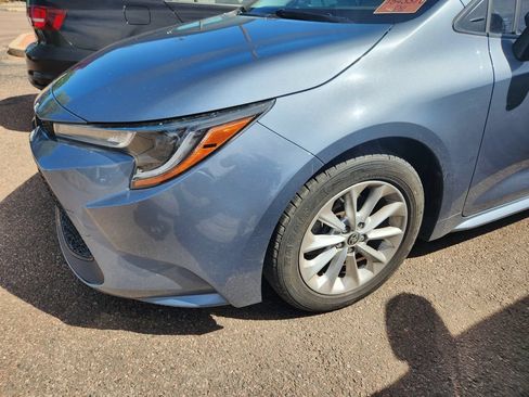 Used 2020 Toyota Corolla LE w/ LE Premium Package FWD image 6