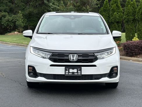 Used 2025 Honda Odyssey Elite image 3