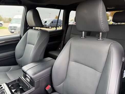 Used 2021 Lexus GX 460 Premium image 11