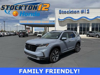 Certified 2025 Honda Pilot Touring