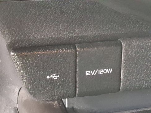 Certified 2023 Toyota Camry SE image 25