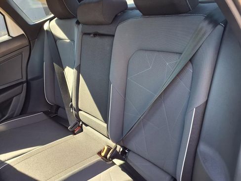 Used 2025 Volkswagen Jetta Sport image 9