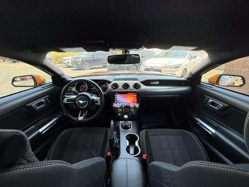 Used 2018 Ford Mustang GT RWD image 41