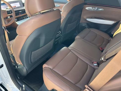 New 2026 Genesis GV70 2.5T Advanced image 22