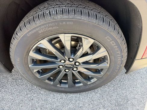 Certified 2023 Chevrolet Traverse RS FWD image 38