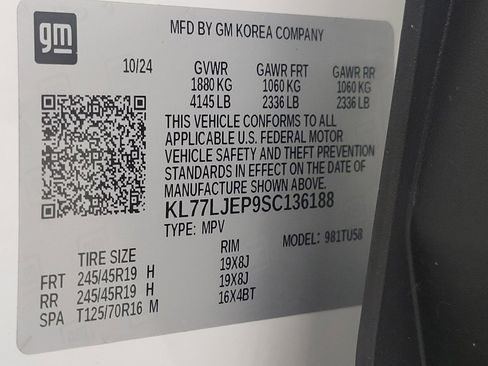 Used 2025 Chevrolet Trax RS w/ Sunroof Package image 27