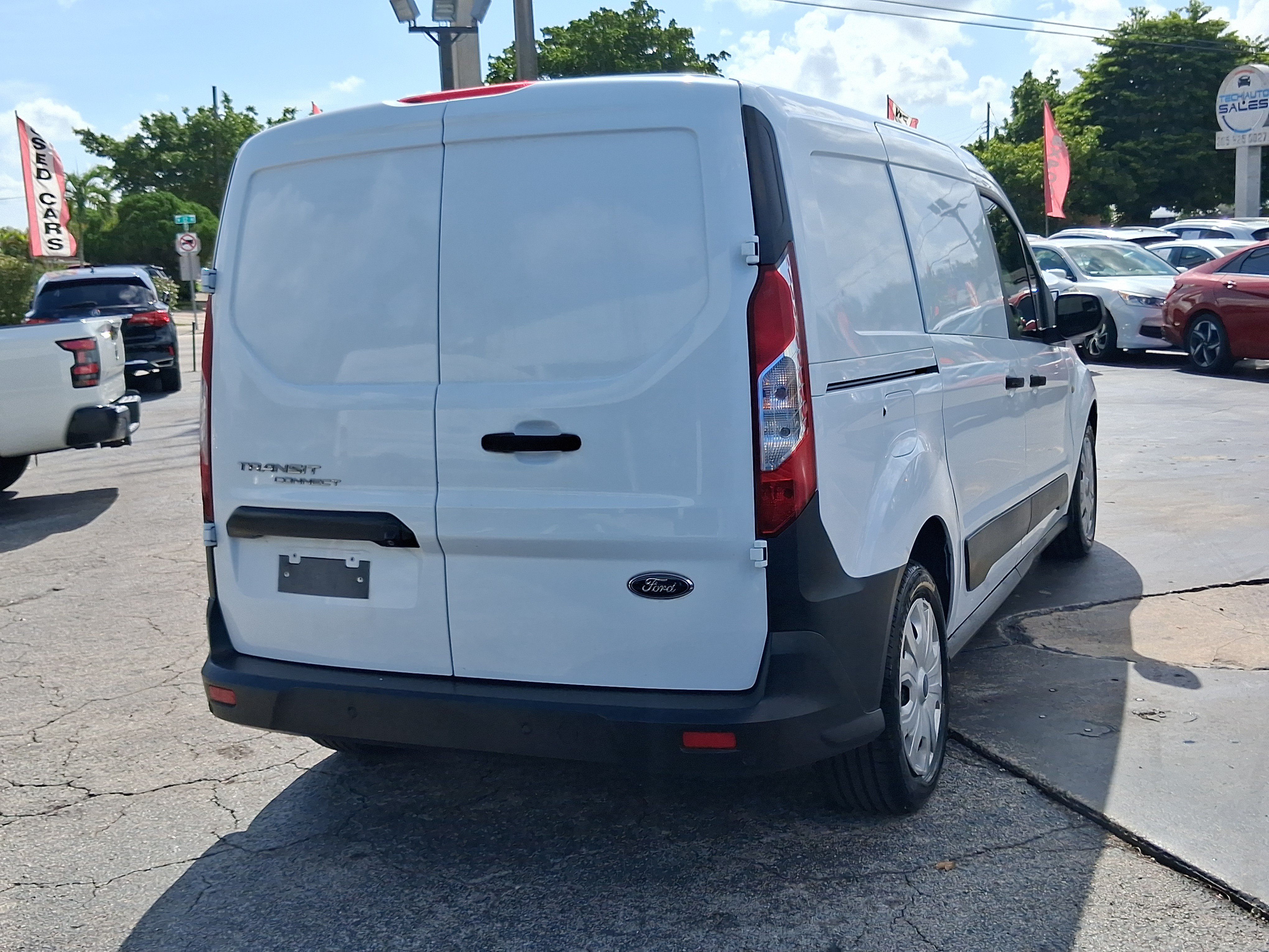 Used 2020 Ford Transit Connect XL FWD image 5