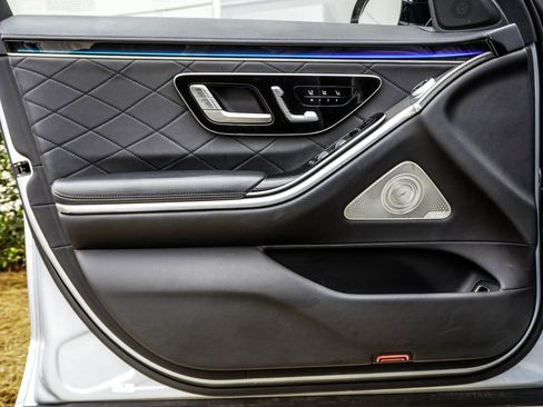 Used 2021 Mercedes-Benz S 580 4MATIC Sedan image 31