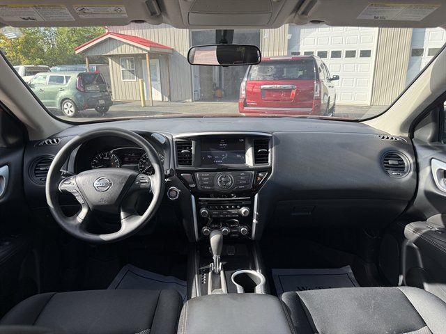 Used 2018 Nissan Pathfinder S AWD/4WD image 21