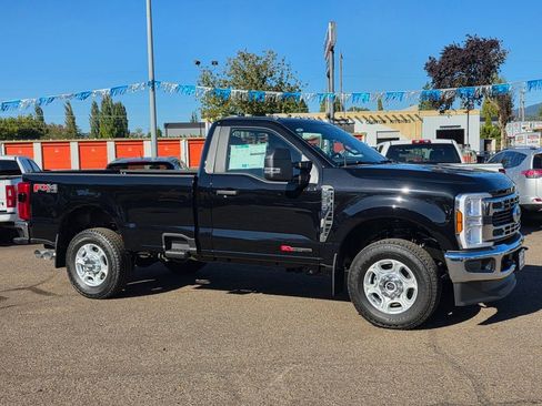 New 2026 Ford F350 XLT w/ 360-Degree Camera Package image 2