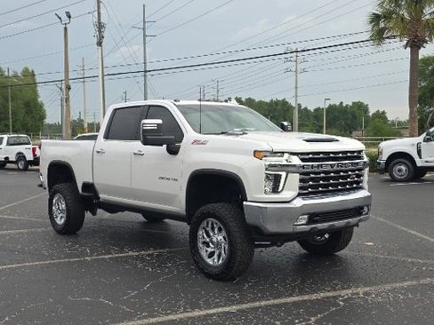 Used 2023 Chevrolet Silverado 2500 LTZ AWD/4WD image 14