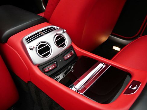 Certified 2017 Rolls-Royce Dawn image 27