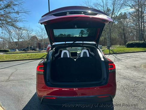 Used 2024 Tesla Model X Plaid image 23
