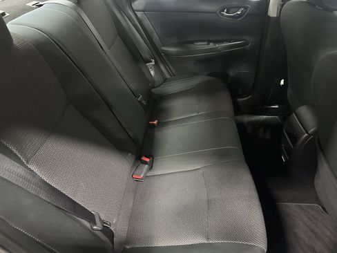 Used 2019 Nissan Sentra S image 19