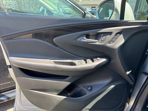 Used 2019 Buick Envision Essence AWD/4WD image 8