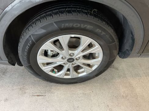 Used 2024 Ford Escape Active AWD/4WD image 10