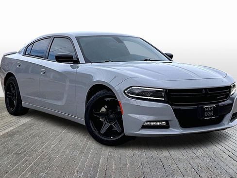 Used 2022 Dodge Charger SXT w/ Blacktop Package image 11