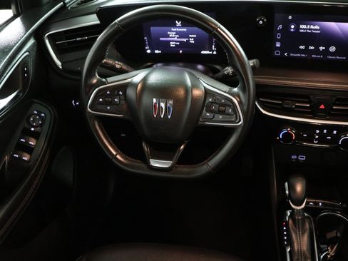 Used 2024 Buick Encore GX Sport Touring FWD image 16