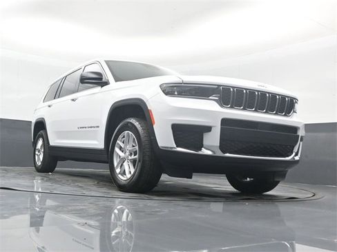 New 2025 Jeep Grand Cherokee L Laredo image 45