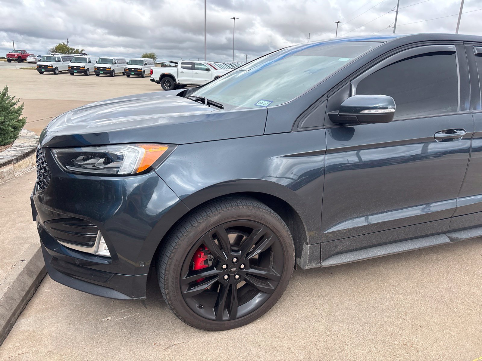 Used 2022 Ford Edge ST w/ Equipment Group 401A AWD/4WD image 4
