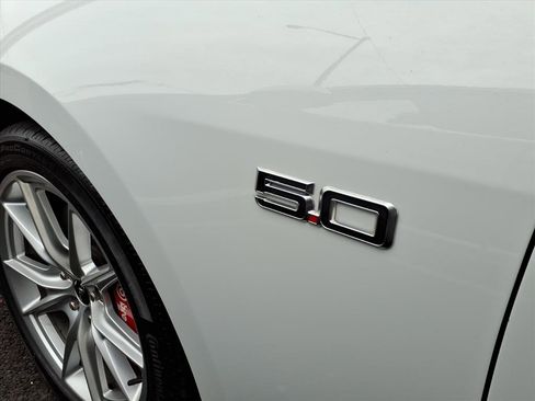 Used 2024 Ford Mustang GT Premium image 8