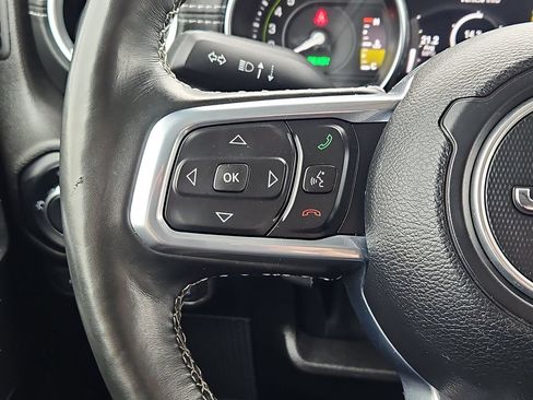 Used 2023 Jeep Wrangler Unlimited Sahara w/ Cold Weather Group AWD/4WD image 26