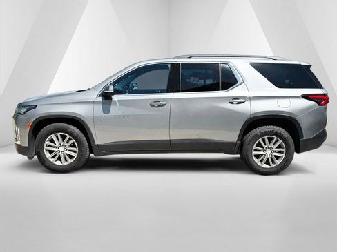 Used 2023 Chevrolet Traverse LT AWD/4WD image 4