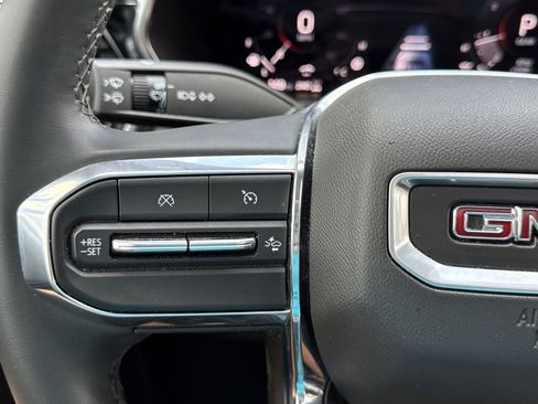 Used 2024 GMC Canyon Elevation w/ Elevation Premium Package AWD/4WD image 20