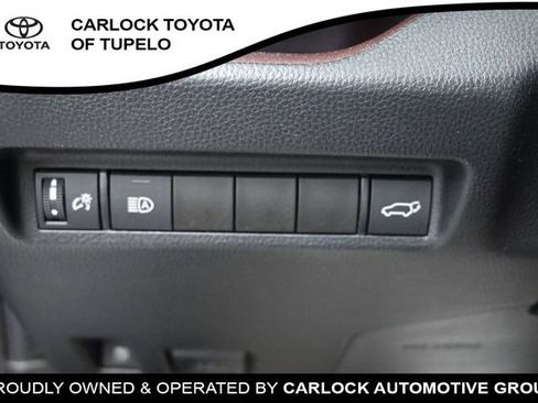 Used 2021 Toyota RAV4 Limited AWD/4WD image 25