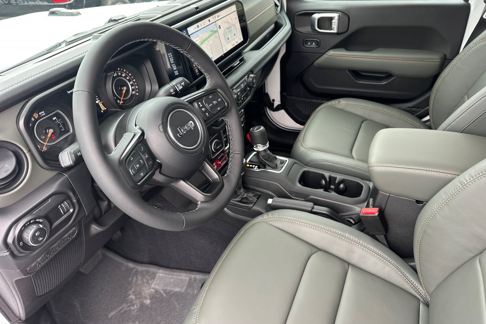 New 2026 Jeep Gladiator Mojave AWD/4WD image 10