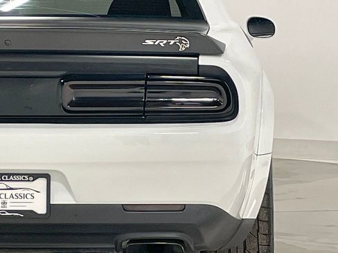 Used 2020 Dodge Challenger SRT Hellcat image 34