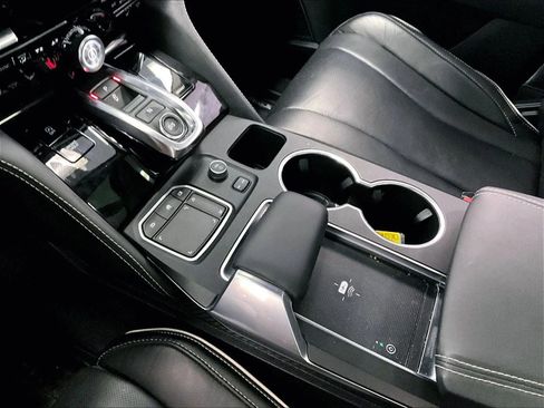 Used 2022 Acura MDX SH-AWD w/ Advance Package image 16