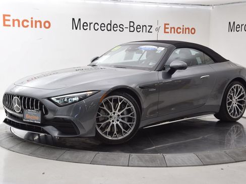 Used 2023 Mercedes-Benz SL 43 AMG image 2