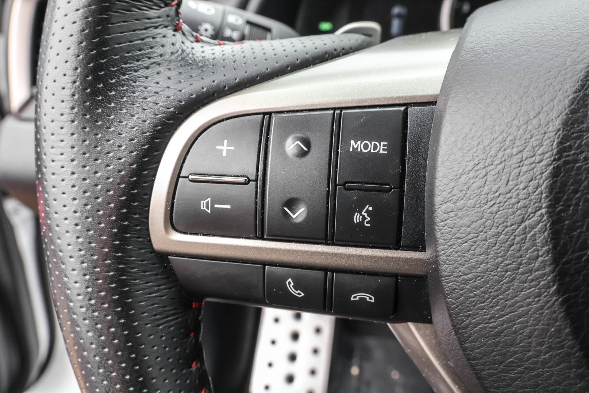 Used 2022 Lexus RX 350 F Sport w/ Accessory Package AWD/4WD image 30
