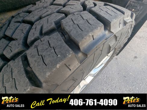 Used 2017 GMC Sierra 1500 SLT w/ SLT Premium Package image 9