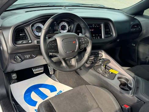 Used 2023 Dodge Challenger R/T w/ T/A Package image 15