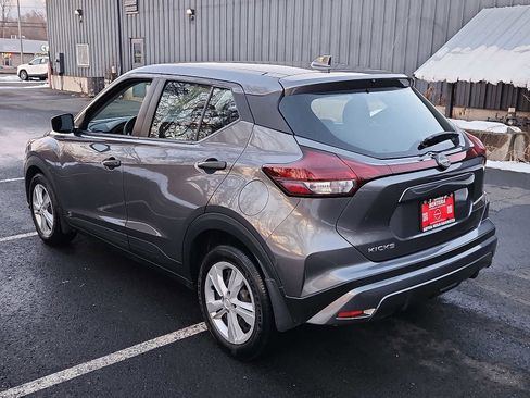 Used 2023 Nissan Kicks S image 6