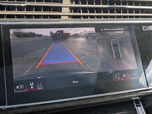 Used 2024 Audi Q7 3.0T Premium Plus image 15