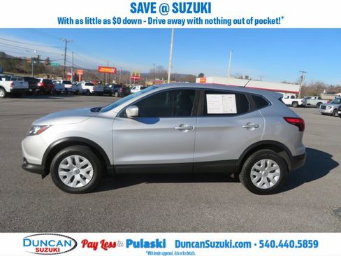 Used 2018 Nissan Rogue Sport S image 6