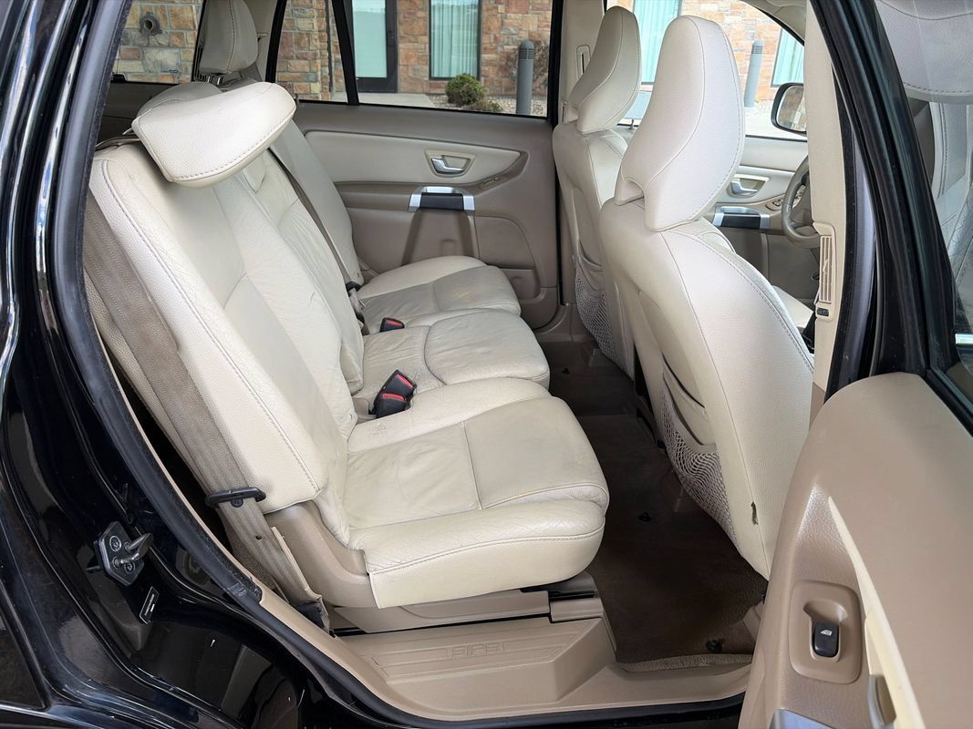 Used 2010 Volvo XC90 3.2 FWD image 18