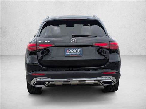 Used 2026 Mercedes-Benz GLC 300 image 7