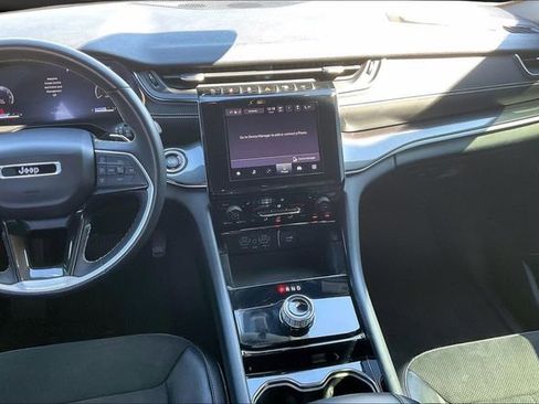 Used 2021 Jeep Grand Cherokee L Altitude image 6