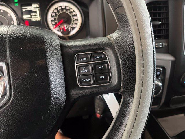 Used 2017 RAM 1500 Express RWD image 28
