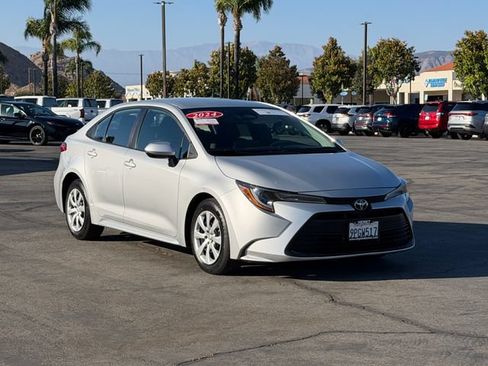 Used 2024 Toyota Corolla LE FWD image 3
