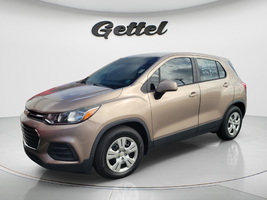 Used 2018 Chevrolet Trax LS FWD image 1