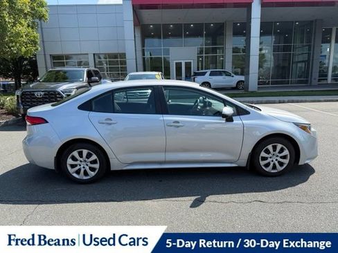 Used 2026 Toyota Corolla LE FWD image 5