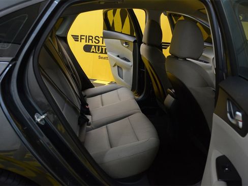 Used 2019 Kia Forte LXS image 65