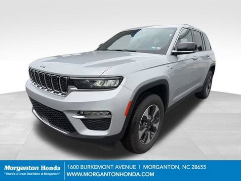 Used 2024 Jeep Grand Cherokee Limited 4xe AWD/4WD image 3