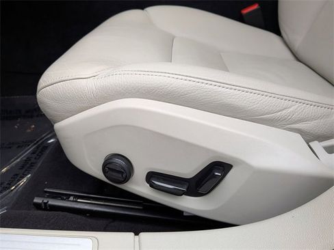Certified 2023 Volvo S60 B5 Plus w/ Climate Package image 13